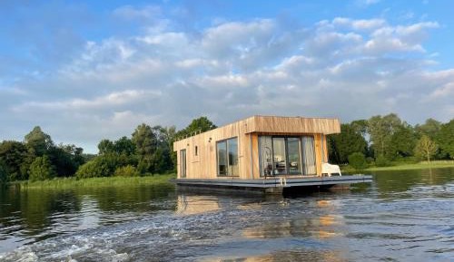 Three-Bedroom Holiday Home 