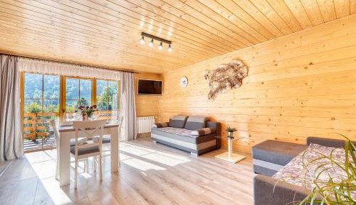 Quadruple Room with Mountain View