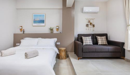 Deluxe Double Room with Extra Bed