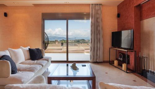 Villa with Sea View