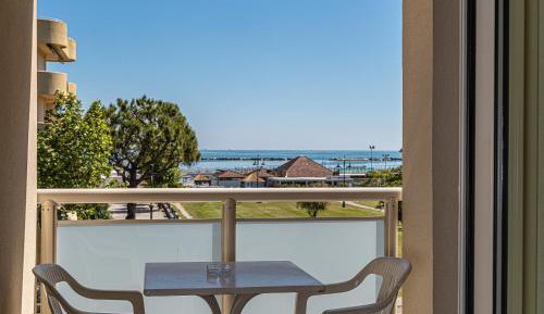 Triple Room with Sea View