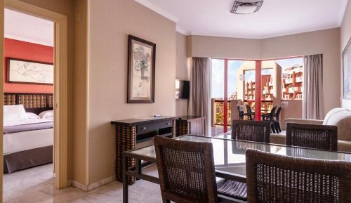 Junior Suite (2 Adults)