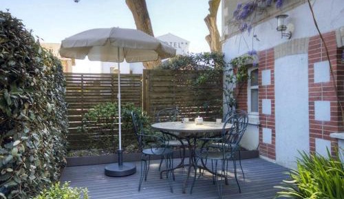 Holiday Home (4 Adults)