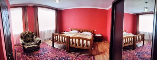 Twin Room with Private Bathroom