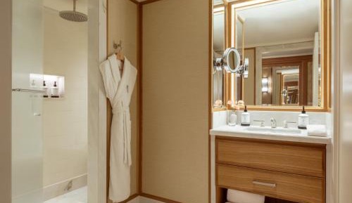 Executive King Room