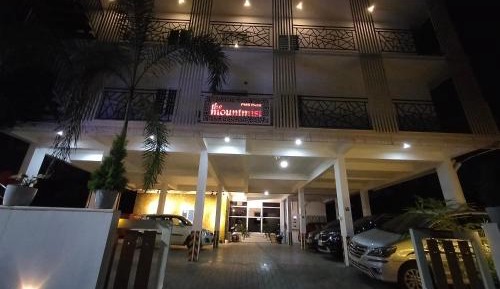 Two-Bedroom Deluxe Apartment