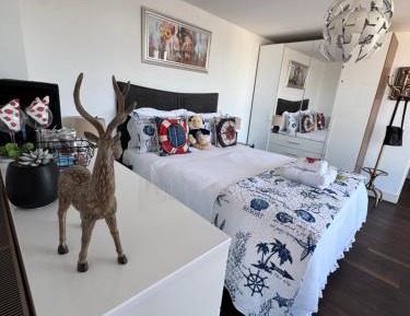King Room with Mountain View