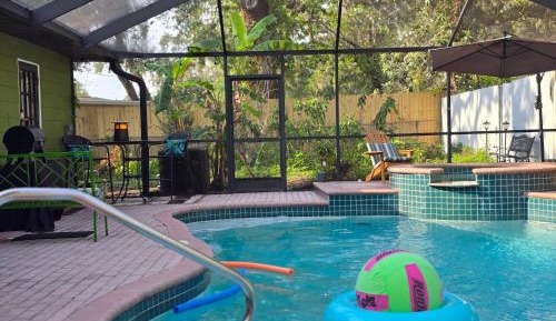 Triple Room with Pool View