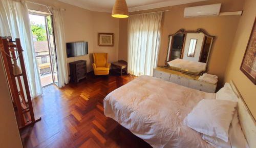 Large Double Room