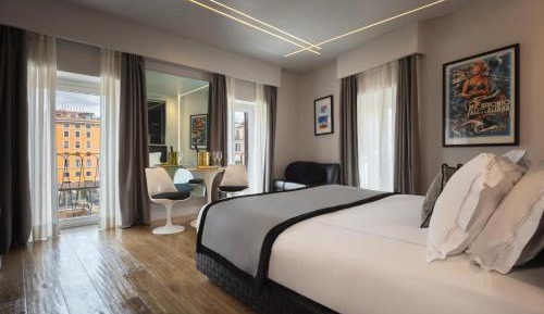 Junior Suite with City View