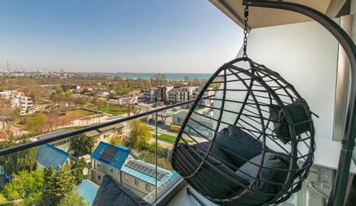 One-Bedroom Apartment with Balcony and Sea View