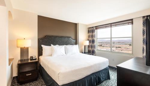 Two-Bedroom Suite