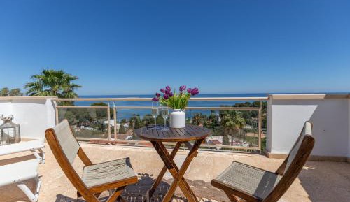 Deluxe Double Room with Terrace and Sea View