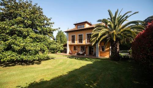 Deluxe Villa
