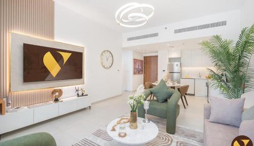 One-Bedroom Apartment with Balcony