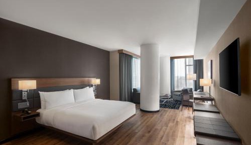 Standard King Room