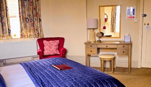 Superior King Suite