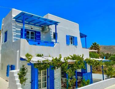 Two-Bedroom Apartment with Balcony and Sea View