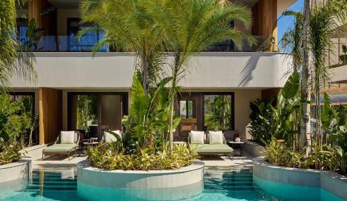 Triple Swim-Up