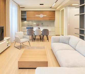 Two-Bedroom Deluxe Apartment with Balcony