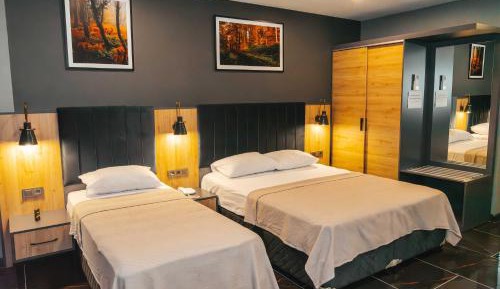 Triple Room with City View