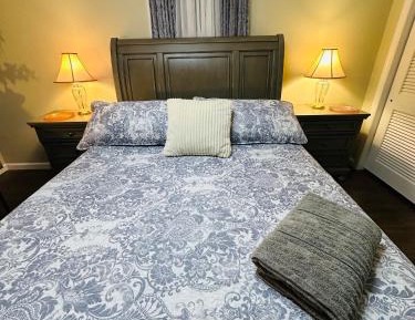 Queen Room with Shared Bathroom