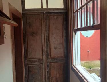 Studio Apartment with King Bed