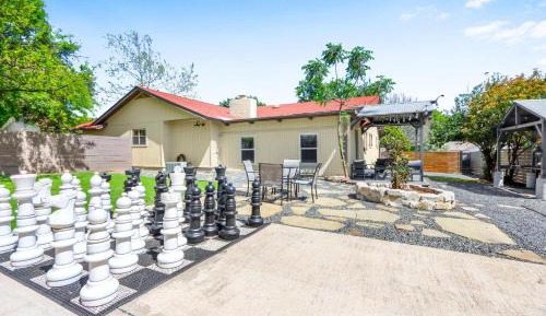 Four-Bedroom Holiday Home