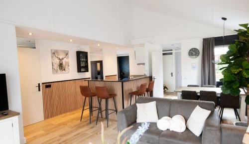 Three-Bedroom Holiday Home 
