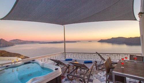 Deluxe Villa with Caldera View