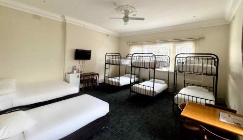 Economy Quadruple Room