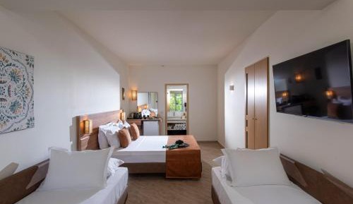 Comfort Quadruple Room