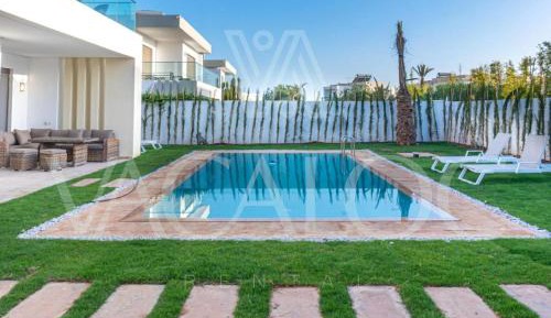 Deluxe Villa