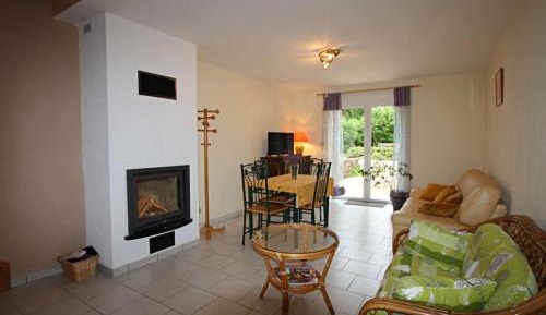 Holiday Home (5 Adults)