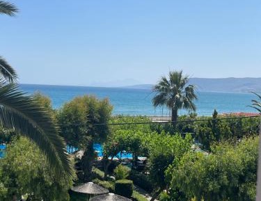 Deluxe Double Room with Balcony and Sea View