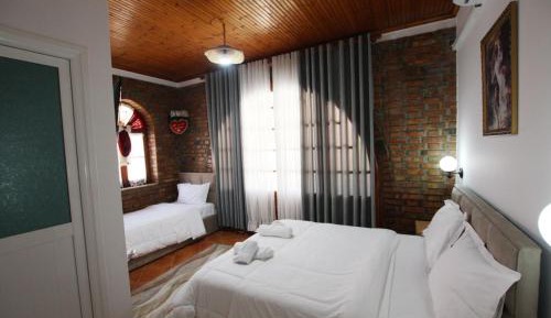 Triple Room with Balcony