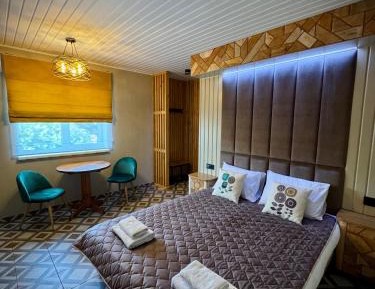 Deluxe Double Room with Bath
