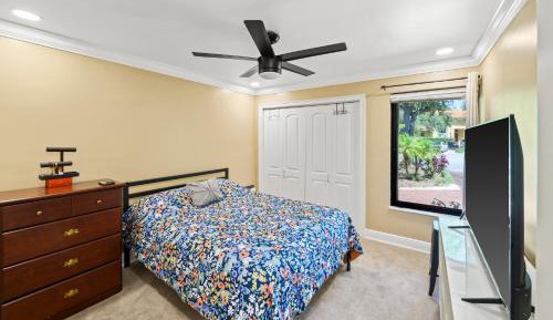 Deluxe Queen Room
