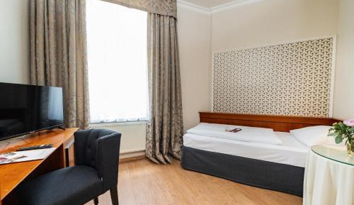 Budget Single Room