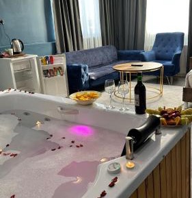 Deluxe Double Room with Bath