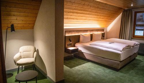 Deluxe Double Room with Bath