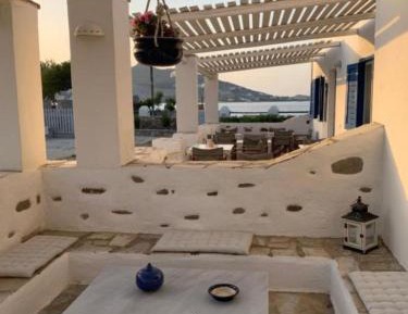 Deluxe Double Room with Side Sea View