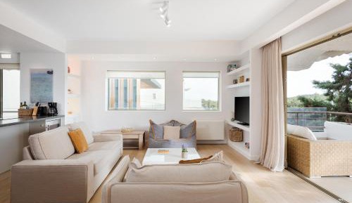 Three-Bedroom Apartment with Balcony