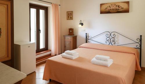 Triple Room with Private Bathroom