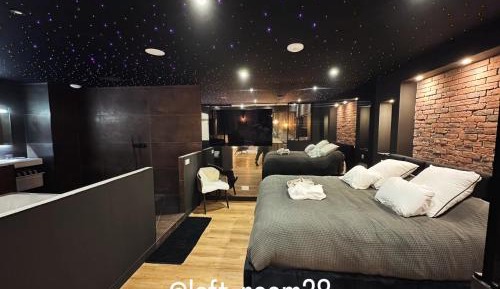 King Room with Spa Bath