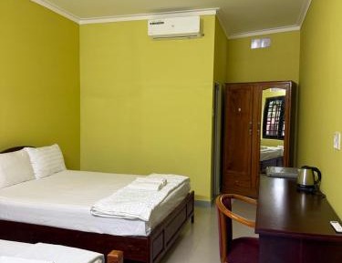 Triple Room