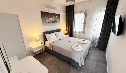 Double Room with Pool View