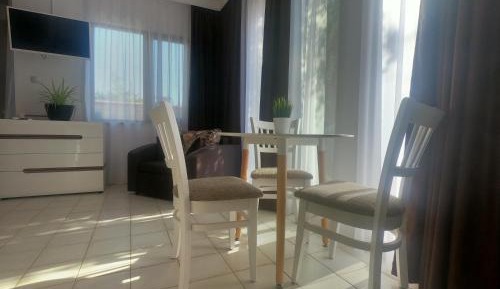 Studio with Spa Bath