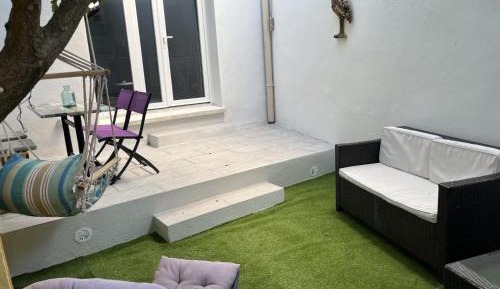 Apartment with Garden View