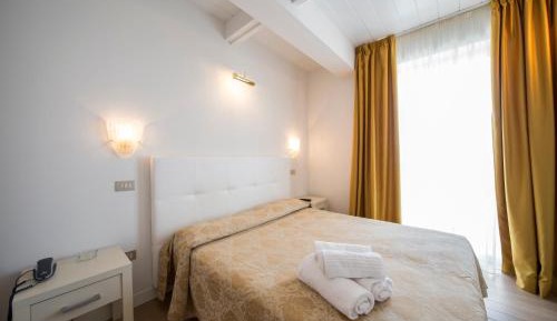 Classic Quadruple Room